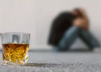 Foto: internet – ilustrativa // Las atenciones en unidades de salud por cirrosis hepática alcohólica presentan un incremento en este 2025 en comparación con 2024.