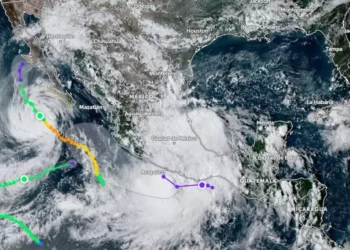Alerta por lluvias intensas: Disturbio Tropical 90E podría impactar México este fin de semana