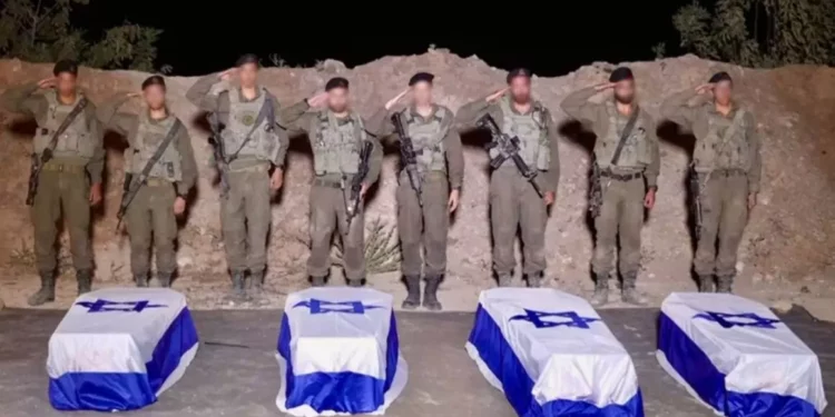 Tanto israelíes como palestinos recibieron hoy cuerpos de rehenes retenidos durante la guerra iniciada en 2023.
