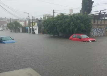 VIDEO | ¡Oaxaca bajo el agua! Lluvias torrenciales convierten calles en ríos y exhiben falta de respuesta oficial