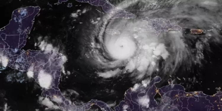 Huracán Melissa se convierte en monstruo categoría 5: Jamaica, Cuba y Haití en máxima alerta