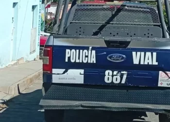 “La ley no aplica para todos”: patrullas sin placas ni verificación desatan indignación en Oaxaca
