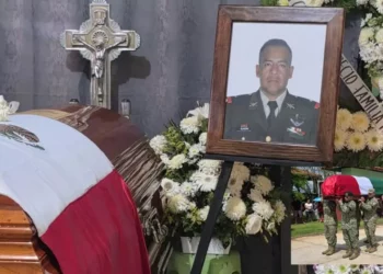 ¡Caído en cumplimiento del deber! Despiden con honores a mayor oaxaqueño abatido en Sinaloa