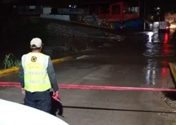 ¡Se cierran los vados en Juchitán! La lluvia sube el río