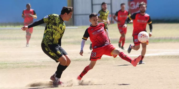Calzaleón se llevó la ventaja 3 goles por 2-