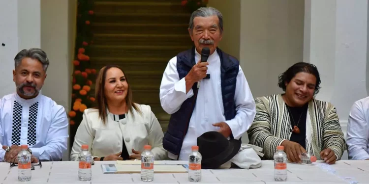 Fotos: Rubén Morales // El artista Shinzaburo Takeda se dijo muy contento con este certamen y los alcances de la edición.