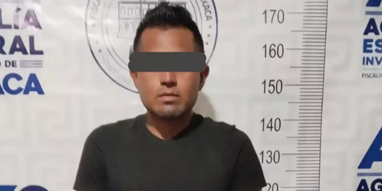 El hombre quedó detenido y la unidad fue recuperada.