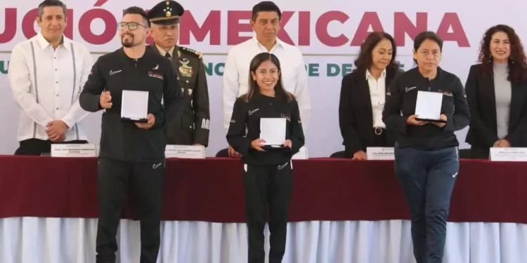 Fotos: Leobardo García Reyes // Ellos son los ganadores del Premio Estatal del Deporte 2025.