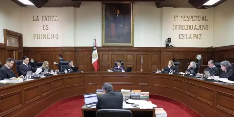 Fueron detenidos cuatro policías municipales por vínculos con criminales y toman el control del C2 en Putla (FGE Oaxaca)