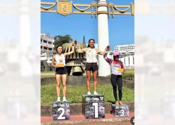 Ingrid Santiago logró obtener la medalla de bronce en la carrera de 5,000 metros élite al lograr una marca de 19:28.25.