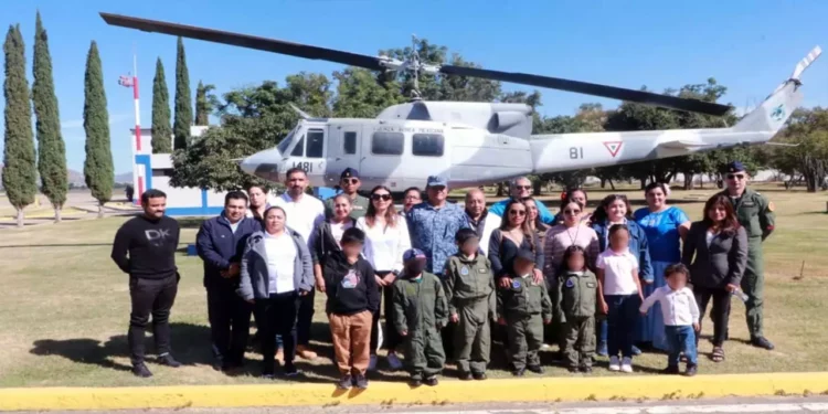 Foto: Adrián Gaytán // Los mandos militares explicaron a los menores los valores de esta corporación.