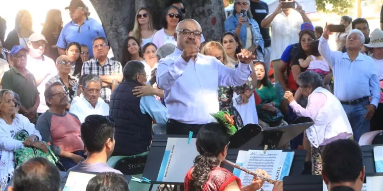 Foto: Adrián Gaytán // La Banda de Música del Estado de Oaxaca surgió en el año 1868 y está conformada por 62 integrantes.