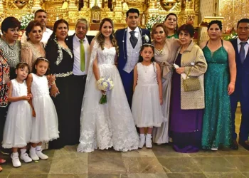 Fotos: Rubén Morales // La familia Chagoya se reunió para celebrar esta fecha para Estefanya y Miguel Ángel, que comenzaron una nueva etapa de vida juntos.