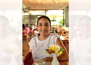 Fotos: Rubén Morales // La guapa Ángeles Bolaños Cacho agradeció a la vida por un año más.