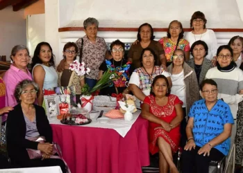 Fotos: Rubén Morales // Marilú Arias se mostró muy feliz al compartir un año más de vida con las personas que aprecia.