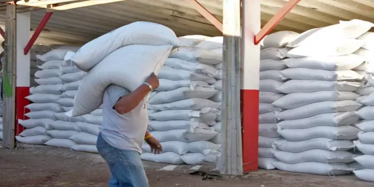 Foto: agencias // Impone México arancel del 210% al azúcar.