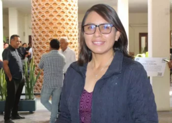 Coral Cordero Lara, integrante del equipo huajuapeño de maxibaloncesto.