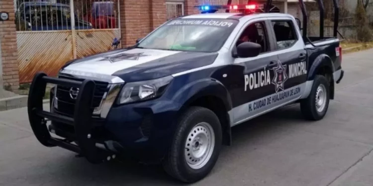El hombre de 35 años de edad fue detenido por agredir a su familia.