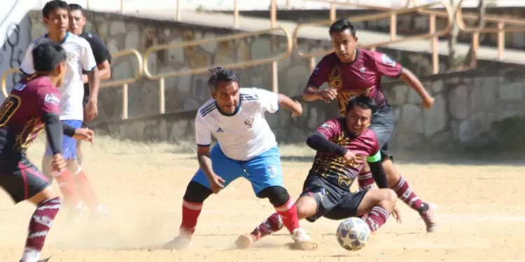 Fotos: Leobardo García Reyes // Academia Zaachila recibirá el domingo a Ciclo Sport.