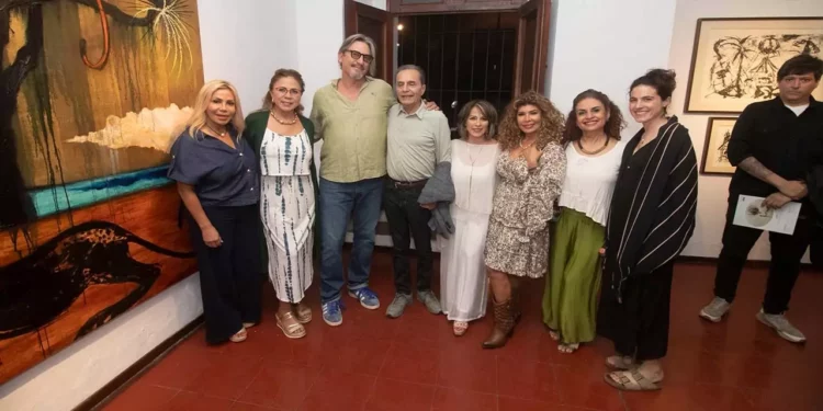 El artista Guillermo Olguín inauguró su exposición “MURMUR” en el Espacio Cultural del Instituto de Ciencias Jurídicas de Oaxaca.