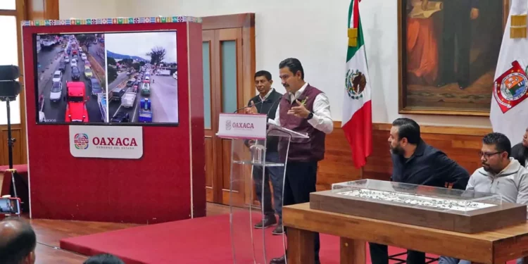 Foto: Adrián Gaytán // Raymundo Chagoya, en la conferencia mañanera de Jara.