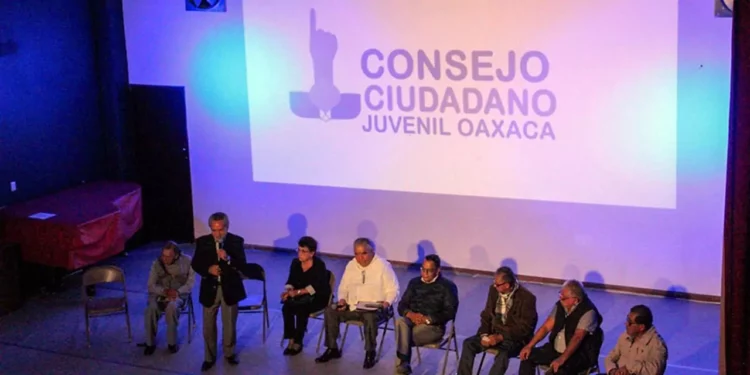 Generan un diálogo intergeneracional y multidisciplinario para entender cómo Huajuapan ha logrado mantener la paz.