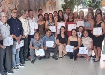 Reconocen a los deportistas que han sido impulsores del atletismo en Huajuapan y en toda la región Mixteca.