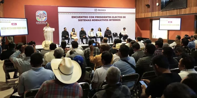 El encuentro sucedió en Centro Cultural y de Convenciones de Oaxaca (CCCO).