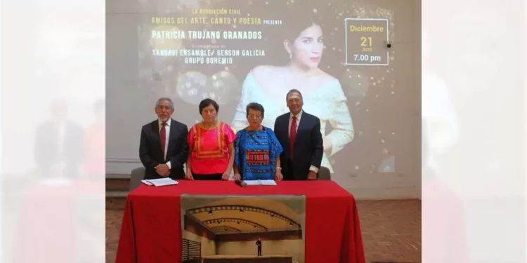 Integrantes de “Amigos del Arte, Canto y Poesía” presentan el proyecto del auditorio cultural en Huajuapan.