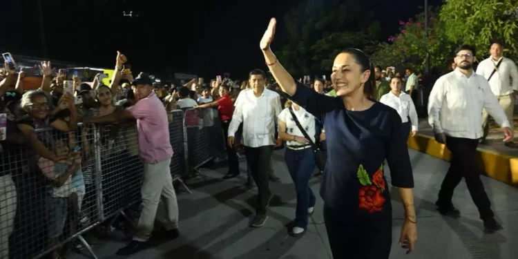 Fotos: Presidencia de la República // Durante un recorrido de Tonalá, Chiapas a Ciudad Ixtepec, la presidenta Claudia Sheinbaum inauguró el primer tramo de la Línea K del Tren Interoceánico.