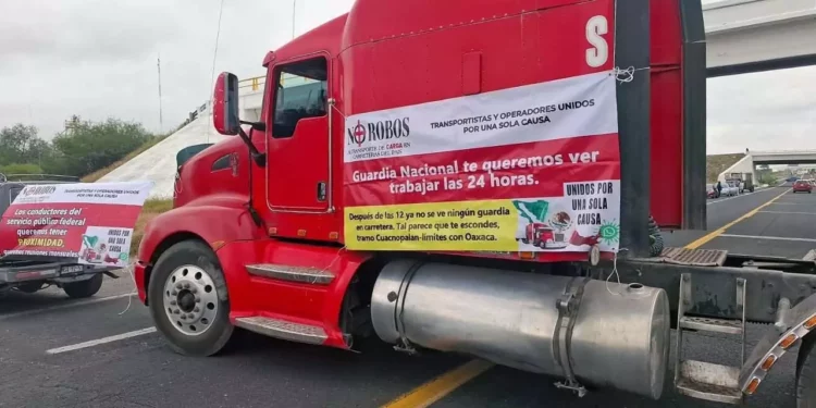 Foto: Archivo El Imparcial // En el caso de Oaxaca, algunos de los robos desde hace varios años se han reportado en las carreteras Cuacnopalan- Oaxaca, Tehuacán-Nochixtlán, Oaxaca- Puerto Escondido, por citar algunos.