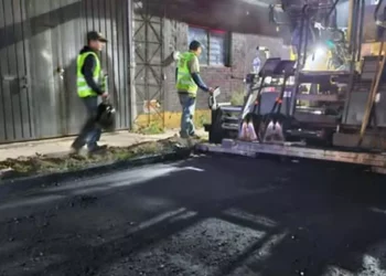 Foto: Gobierno de Oaxaca // Bacheo, programa prioritario para la administración estatal.