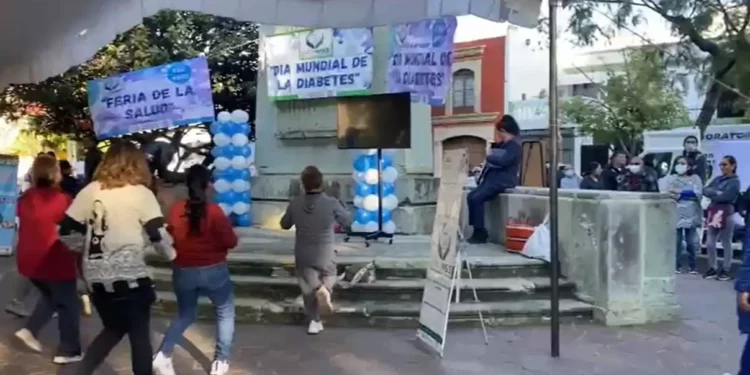 Realizan Feria de la Salud en el Jardín Conzatti por Día Mundial de la Diabetes