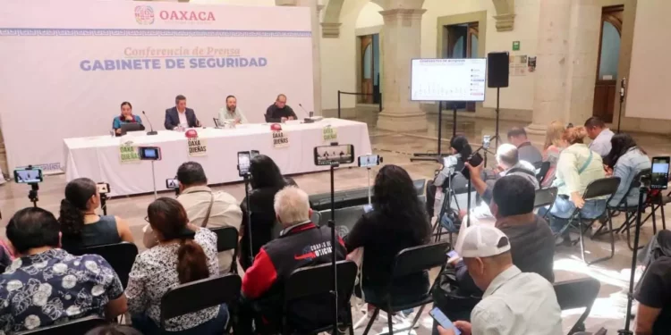 Foto: Adrián Gaytán // Conferencia de prensa del Gabinete de Seguridad.