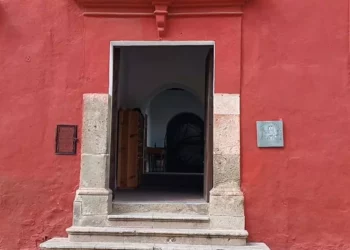 Fotos: Lisbeth Mejía Reyes // Díaz Julián explicó que el trabajo de Hernández es del 2016 y el de Toledo, del 2012.