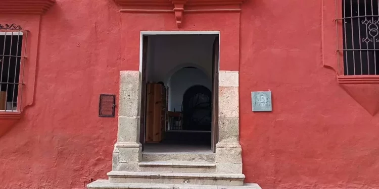 Fotos: Lisbeth Mejía Reyes // Díaz Julián explicó que el trabajo de Hernández es del 2016 y el de Toledo, del 2012.