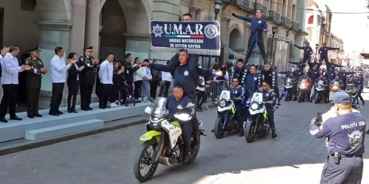 Fotos: Adrián Gaytán // El desfile tuvo una duración de poco más de dos horas.