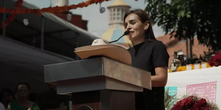 El IMPI entregó a Grecia Quiroz la concesión de las marcas comerciales de "Carlos Manzo" y "Movimiento Independiente del Sombrero".