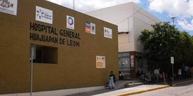 La mujer presentaba diferentes lesiones en el rostro.