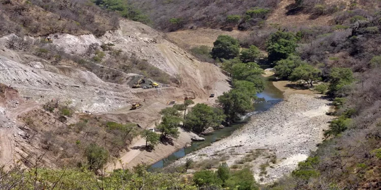 Foto: Archivo El Imparcial // Mediante la obra pretenden resolver la problemática del agua potable de la ciudad de Oaxaca y otros municipios.