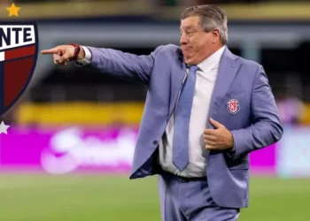 El ‘Piojo’ Herrera suena para dirigir el Atlante