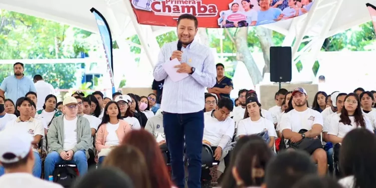 Foto: IGAVEC // Pérez de la Cruz puntualizó que el programa beneficia no solo a los jóvenes, sino también a las entidades receptoras, sean públicas o privadas.