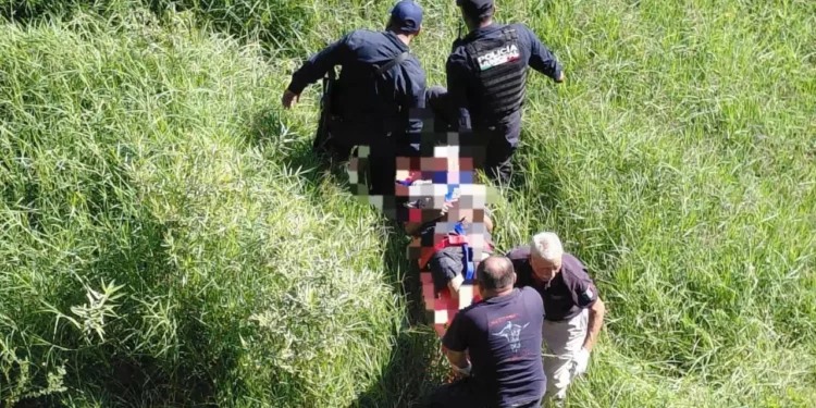 Mujer de 67 años cae del “Puente Negro” en Ocotlán; está grave