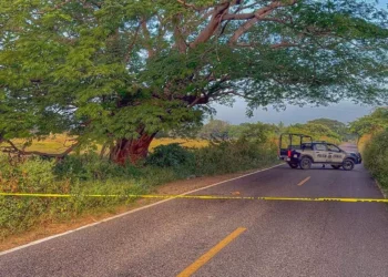 Su cuerpo fue hallado a orilla de la carretera estatal Juchitán–Ixtepec, en el tramo conocido como Canal 33.