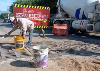 Rehabilitan rejillas pluviales en el boulevard Nuu Ita Nuu Yoo de Xoxocotlán
