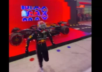 VIDEO | Verstappen impone su ley en Qatar y reabre la lucha por el título de F1 2025