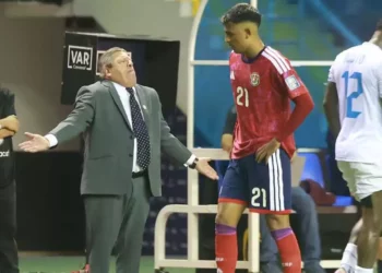 Piojo Herrera fuera de la selección de Costa Rica