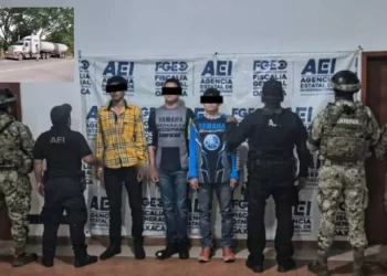 ¡Secuestro exprés en movimiento! Denuncia de un chofer provoca operativo relámpago y captura de tres sospechosos