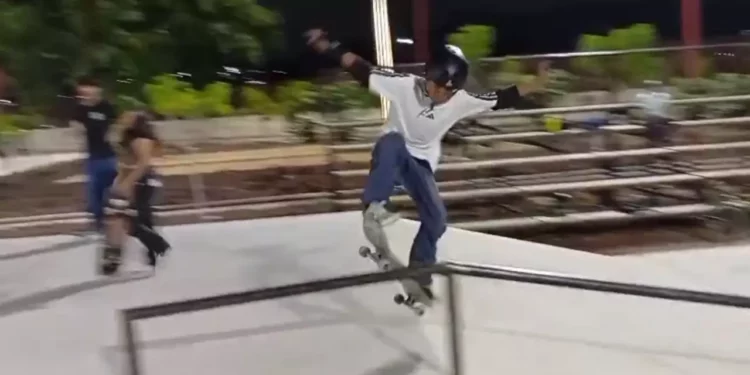 VIDEO | Joven oaxaqueño de 12 años va por la gloria en el Skatepark Fest 2025 en Chihuahua