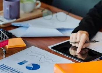 ¿Cómo diferenciarse en mercados con alta competencia informal?